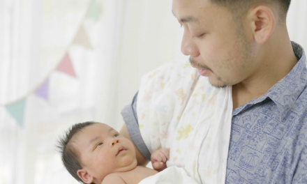 Bundle of joys for daddies as Putrajaya is considering 3 day paternity leave for those working in the private sector