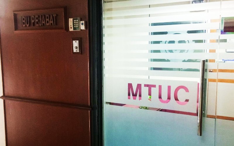 Human resources ministry offers to help MTUC resolve woes with RoS