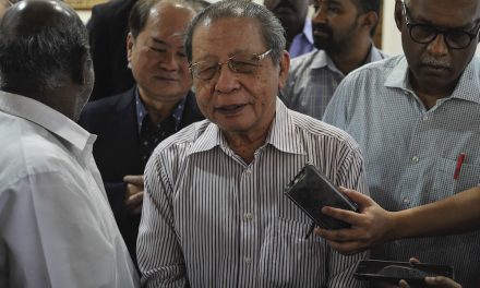 Kit Siang: Govt should follow UK’s wage compensation plan to help businesses and employees affected by Covid-19