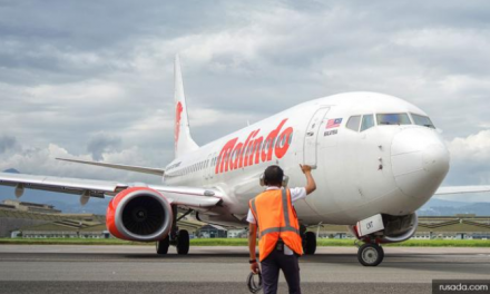 2,200 Malindo Staff Sign Off With Heartbreaking Farewells Over Airline Retrenchment