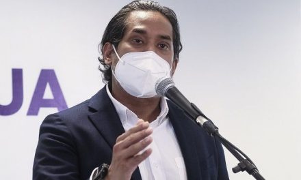 Khairy: MOH, JPA to discuss penalties for civil servants who refuse Covid-19 vaccination